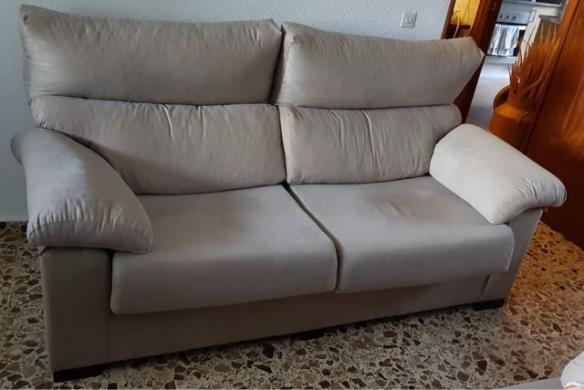 Sofá grande y otro pequeño (a juego)