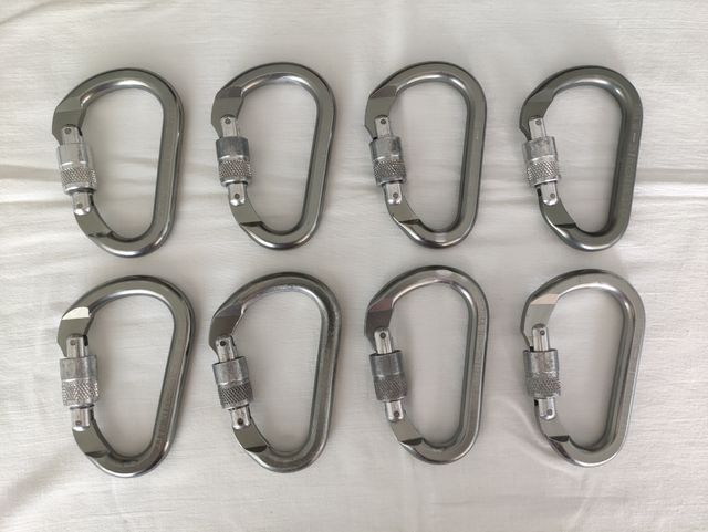 8 mosquetones de seguridad