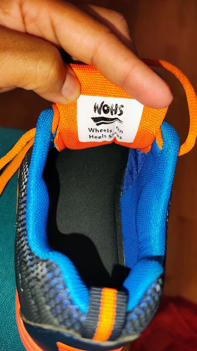 Zapatillas WOHS con Ruedas Retráctiles Azul Oscuro