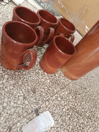 Brocca in terracotta marrone