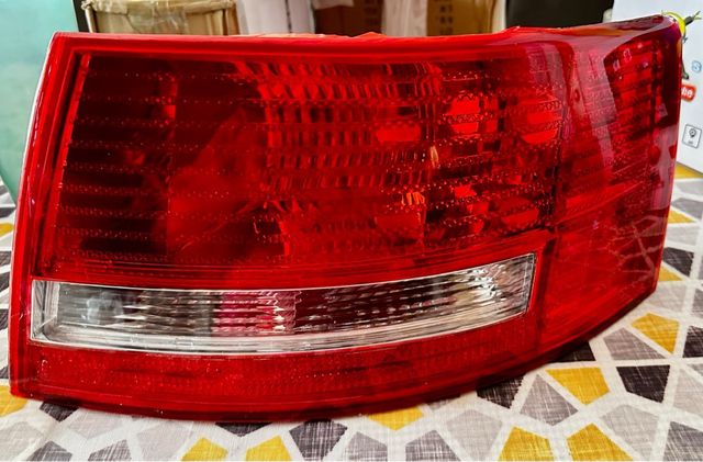 Piloto trasero derecho exterior Audi A6 C6 09/11