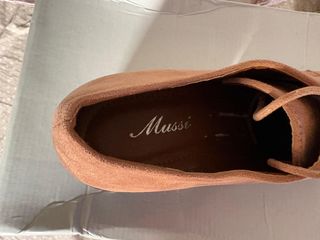 Zapatos de tacón bajos