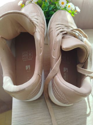 Zapatillas deportivas beige