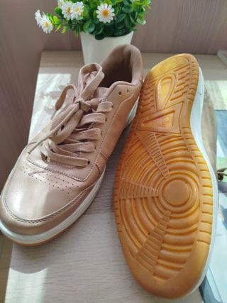 Zapatillas deportivas beige