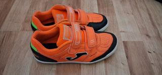 Botas de fútbol Joma niño naranjas


