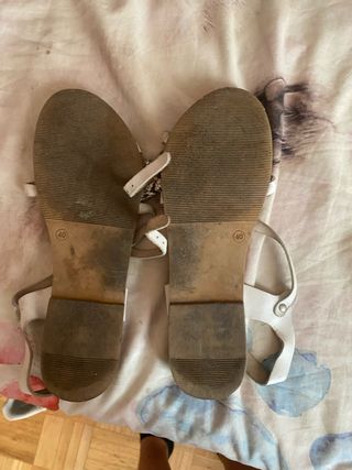 Sandalias blancas talla 40