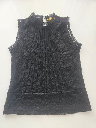 Blusa de encaje negra talla única