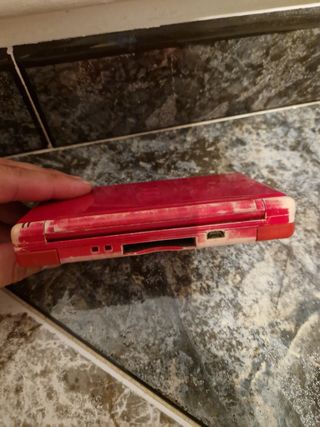 Nintendo DS Roja