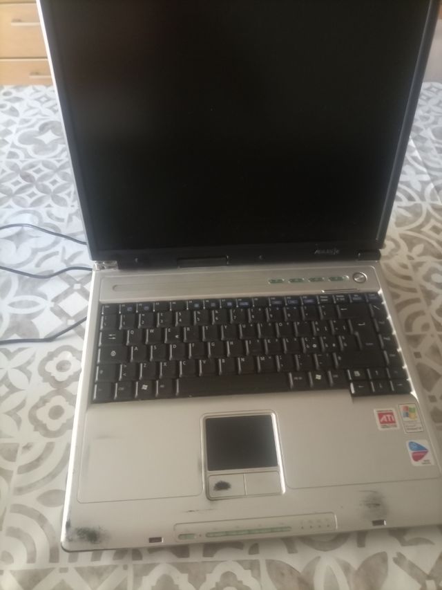 Computer Portatile Asus Argento