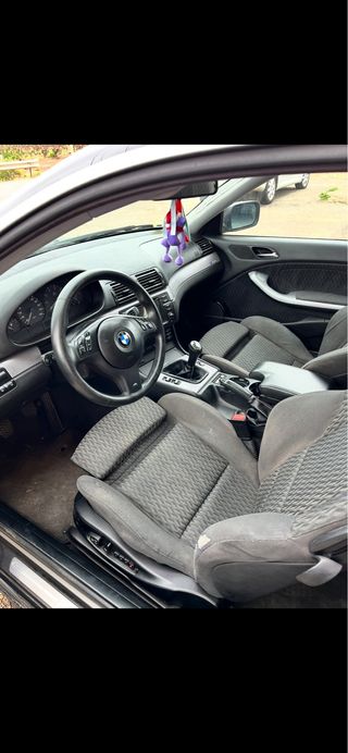 BMW E46 328 ci  2000