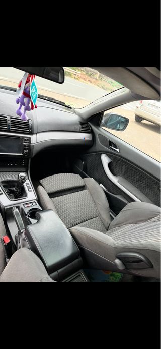 BMW E46 328 ci  2000
