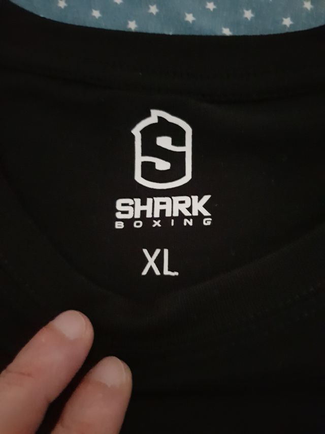 Camiseta SHARK Negra