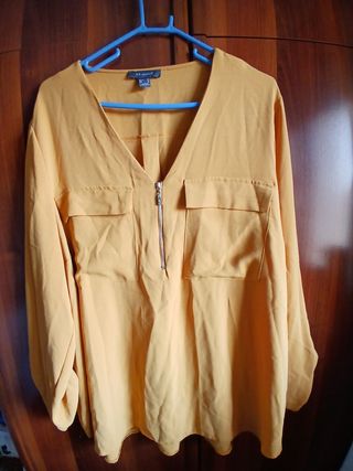 Blusa color mostaza Primark con cremallera