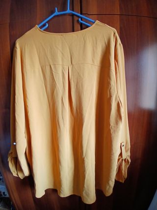 Blusa color mostaza Primark con cremallera
