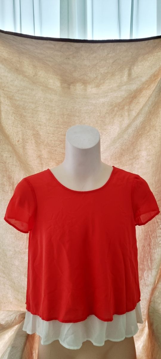 Top corallo e bianco