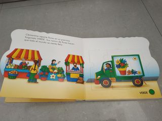 Libro puzle Caillou Los colores.