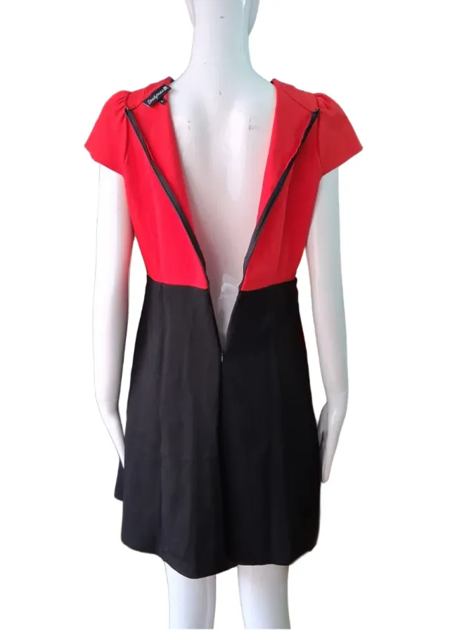 Vestido skater "Sourpuss".