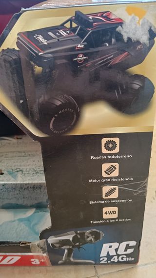 Coche RC Todoterreno 4x4 como nuevo
