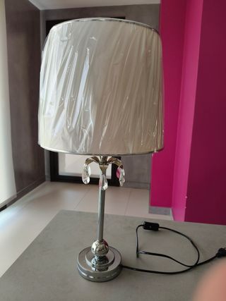 Lámpara de mesa sin estrenar