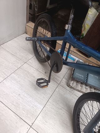 Bicicleta BMX azul