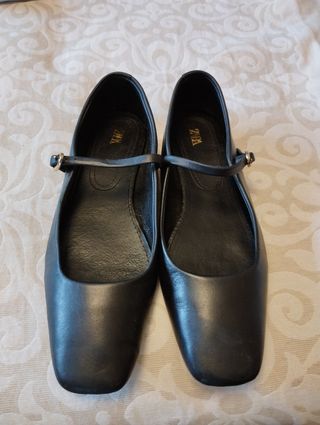 Bailarinas de piel Zara