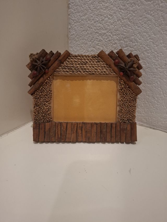 Marco de fotos artesanal decorado