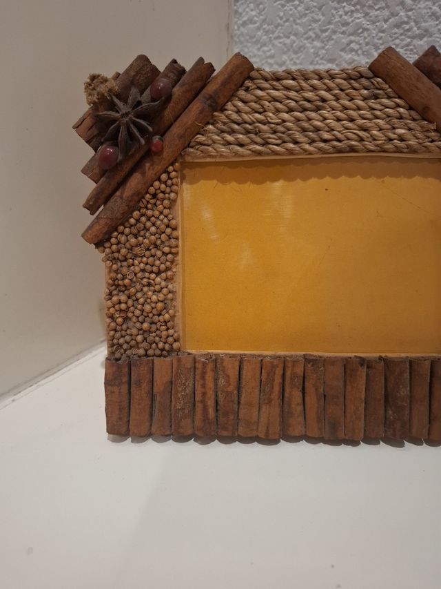 Marco de fotos artesanal decorado