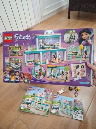 Lego Friends Hospital y Ambulancia 41394