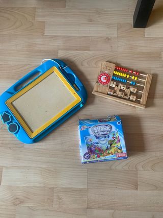 Lote 3 Juguetes Infantiles: Pizarra, Ábaco y Puzzl