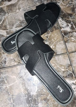 Sandalias