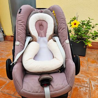 Maxi-Cosi Pebble (grupo 0) + base ISOFIX +reductor
