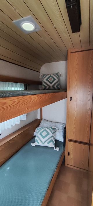 Caravana Burstner 575,3 ambientes