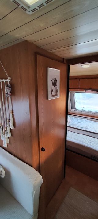 Caravana Burstner 575,3 ambientes