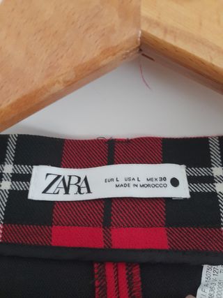 Falda Zara cuadros Rojo y Negro