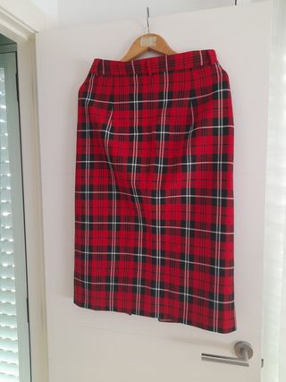 Falda Zara cuadros Rojo y Negro