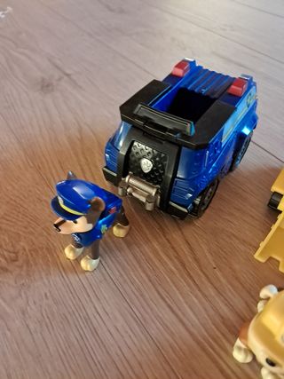 Dos Juguetes Patrulla Canina
Chaise y Marshall