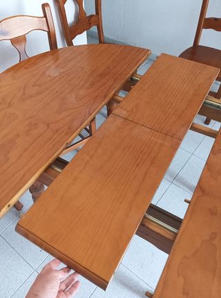 Mesa redonda pino macizo y 5 sillas