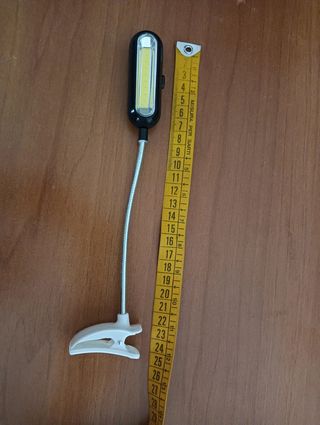 Lampada da lettura portatile con clip