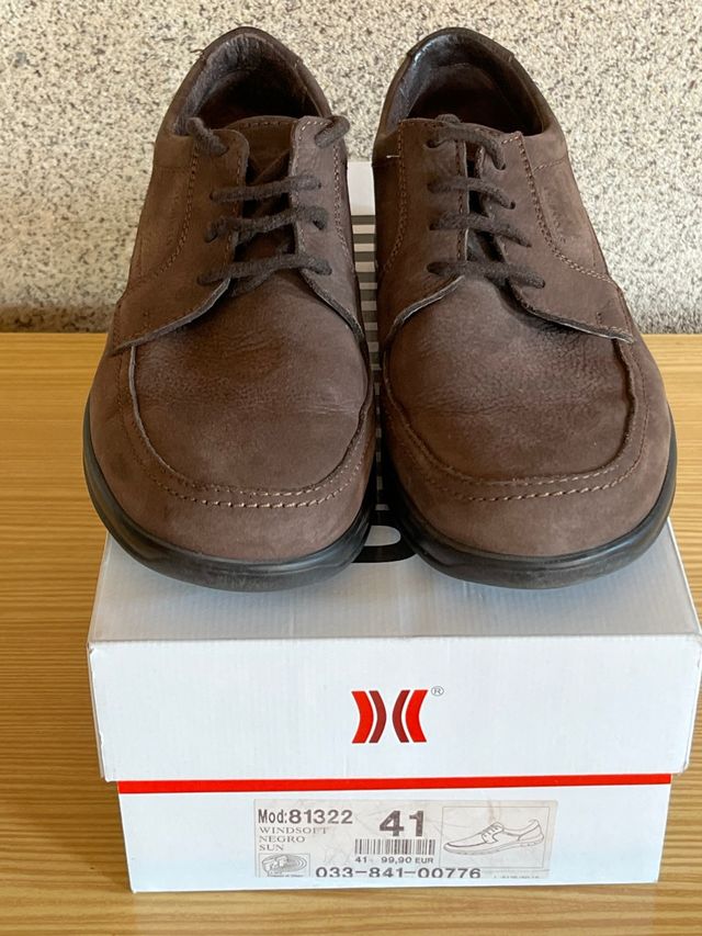 Zapatos de caballero en piel