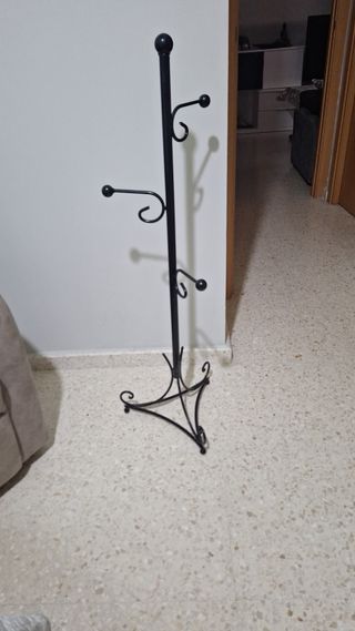 Perchero de forja negro