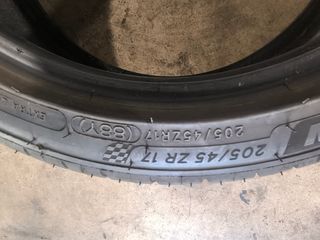 Michelin Pilot Sport 4 205/45 R17