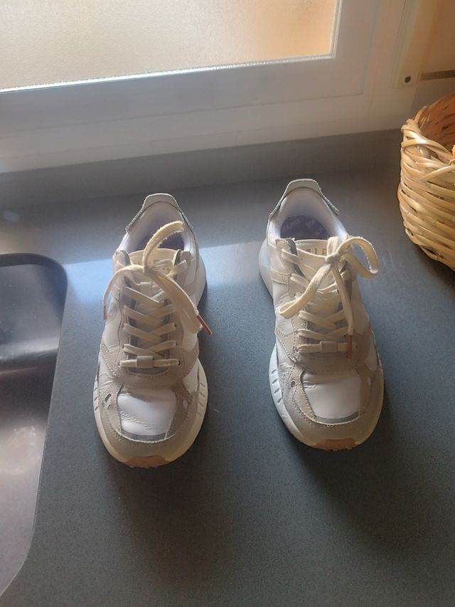 Zapatillas Scalpers Talla 37 Beige/Blanco