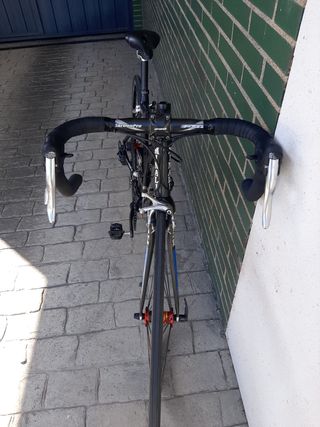 Bicicleta carretera Minalli carbono