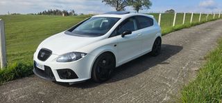 Se limpian vehículos