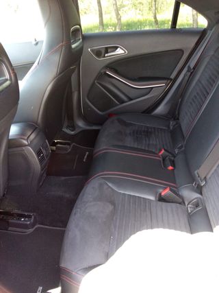 Mercedes-Benz CLA 220 cdi