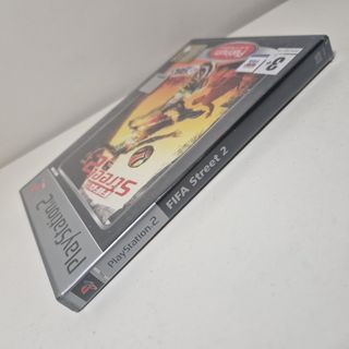FIFA Street 2 per PlayStation 2 versione Platinum