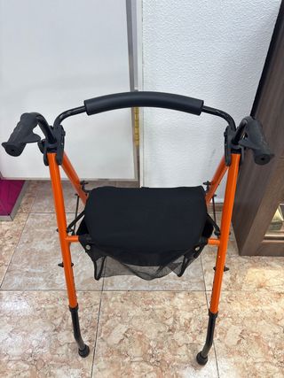 Andador Rollator Neron Naranja