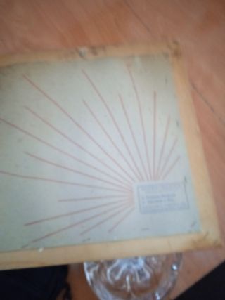 Cuadro antiguo tallado en madera