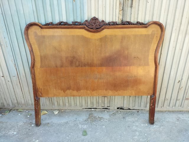 Cabecero de matrimonio de madera