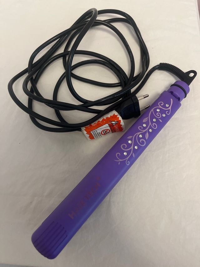Plancha de pelo morada Hair Tech